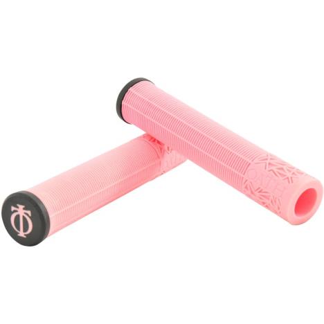 Oath Bermuda Grips Pink £12.99